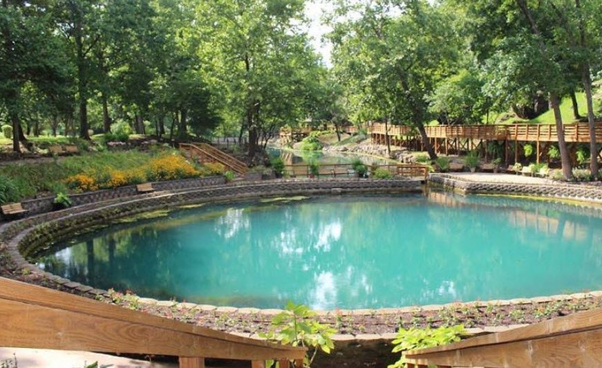 Blue Spring Heritage Center , United States